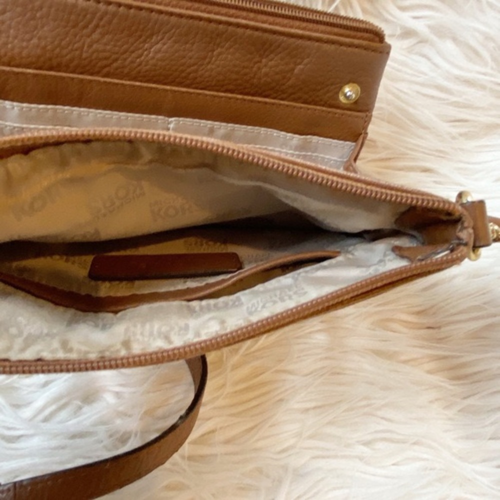 Michael Kors Crossbody Bag in Cognac - Picture 2 of 9